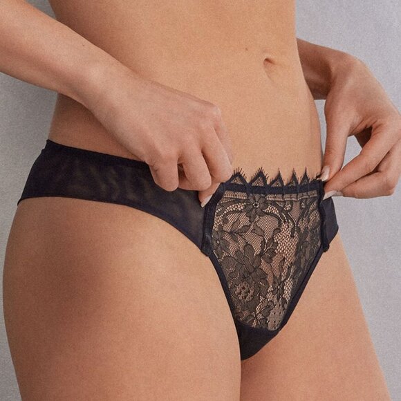 NWT Lingerie 2-piece Bra(34D) and Pantie(S) Set from Intimissimi - Picture 11 of 14